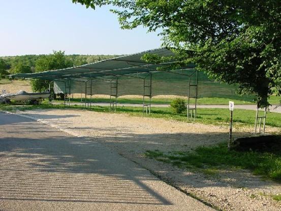 Apartmani Milokanovic Funtana Esterno foto