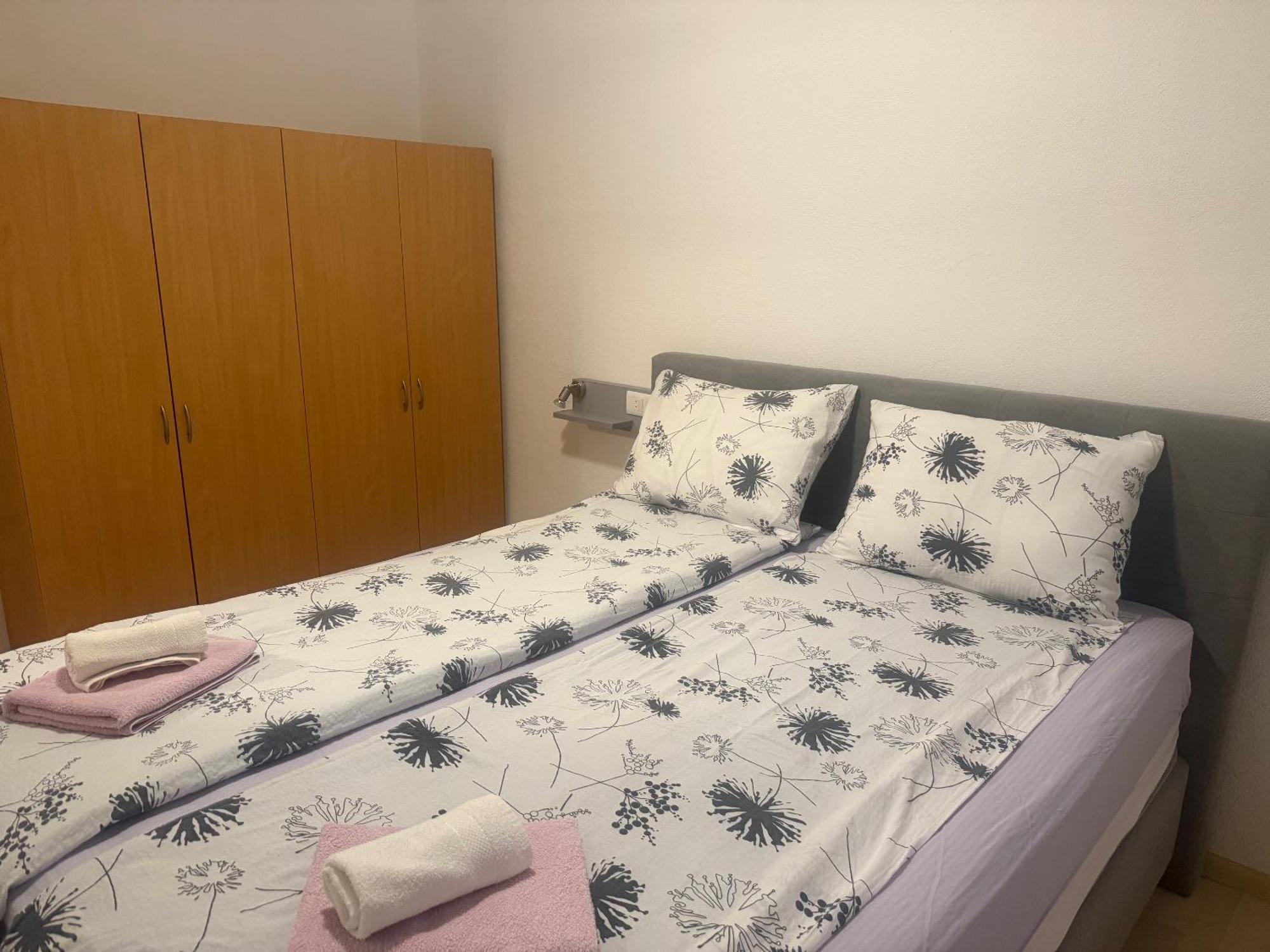 Apartmani Milokanovic Funtana Esterno foto